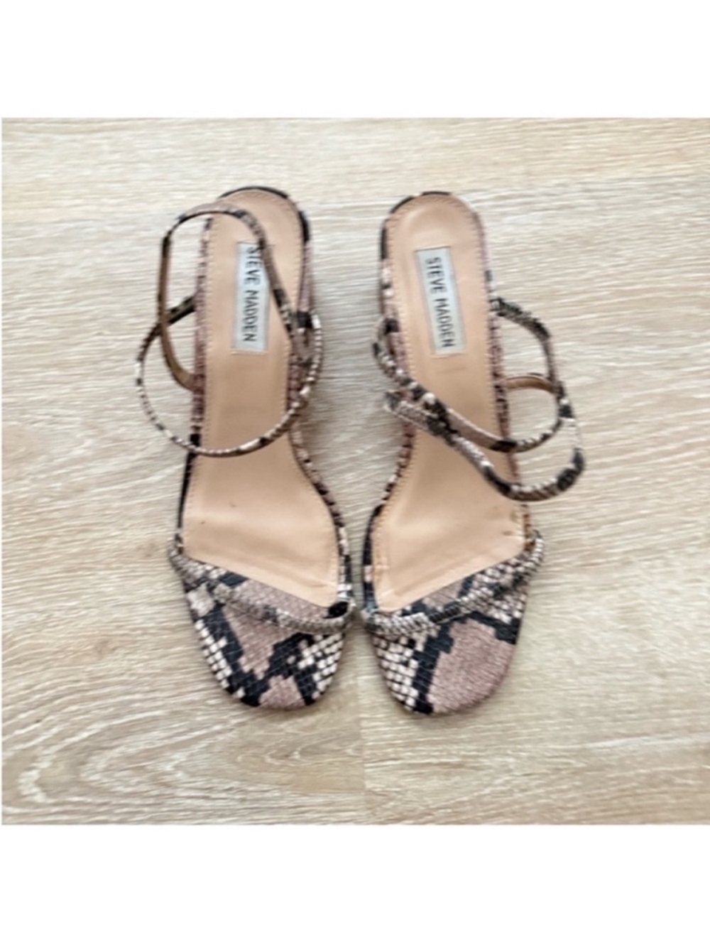 Steve Madden Snake Print Block Heel Sandal size 9 - Picture 2 of 3